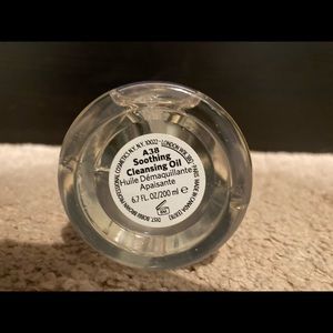 Bobbi Brown Soothing Cleansing Oil, 6.76-oz.